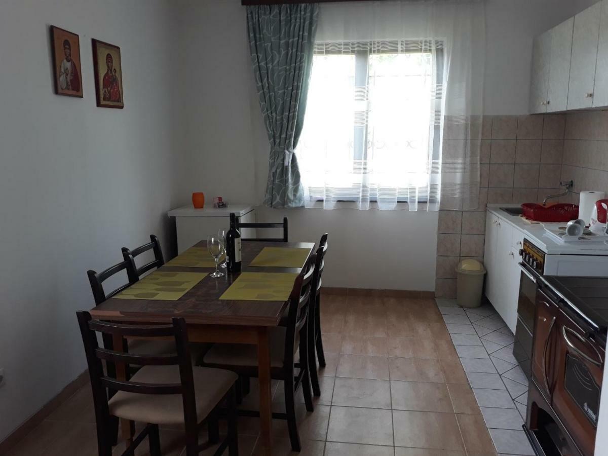 Apartman Dijelovi 비옐리나 외부 사진