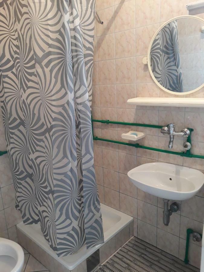 Apartman Dijelovi 비옐리나 외부 사진